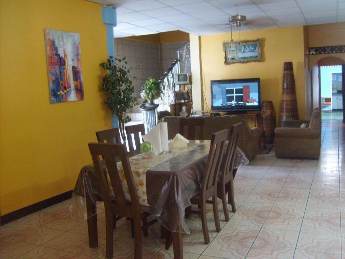 Caribbean Tourist Villa Port of Spain Exterior foto